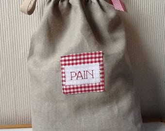 Bag of linen and red gingham abread