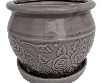 Rosalia Planter with Attached Saucer - Grey - 6" x 5 1/4"