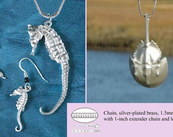 Seahorse & horseshoe Crab Combination