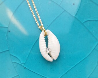 Necklace with Kauri-Shell