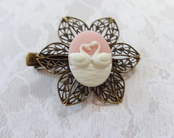 Soft Pink And White Swan Bronze Alligator Hair Clip