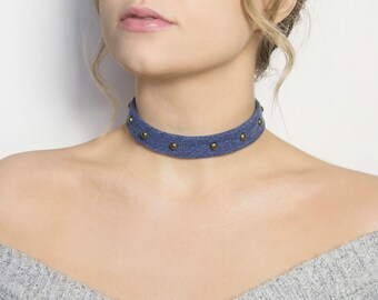 Tell Me About It, Stud Choker