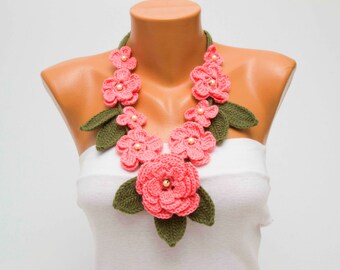 Bib necklace,crochet jewelry ,crochet bip necklace,crochet necklace, fiber necklace