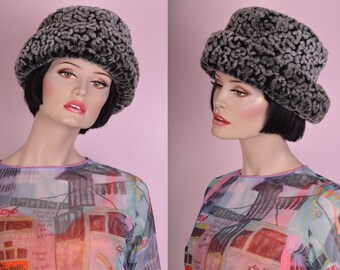 90s Faux Fur Hat/ 1990s/ Plush/ Textured/ Patterned