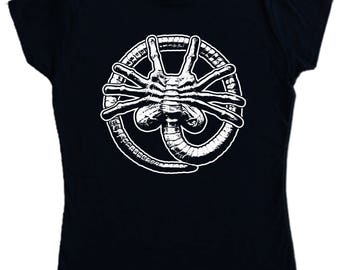 alien facehugger shirt