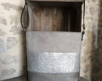 Silver shade shoulder bag