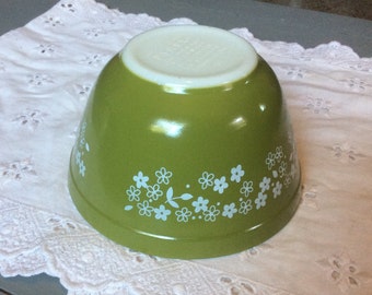 Vintage Pyrex Crazy Daisy / Spring Blossom Mixing Bowl Avocado Green #401