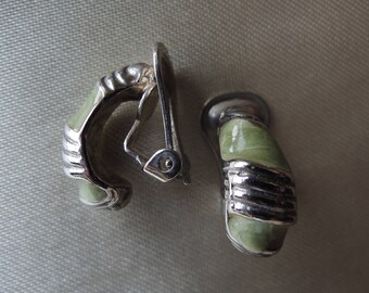 Mid Century Atomic Space Age Silver Tone Clip On Earrings