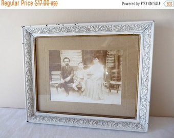 50% DISCOUNT Napoléon III - Family Photo in Frame French Antique - Shabby Chic Romantic French antique frame - 19th century