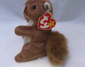 Ty Beanie Nuts the Squirrel 1996