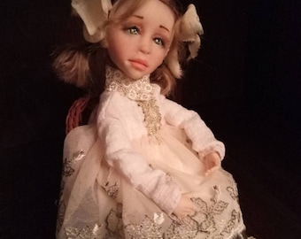Collectible movable doll Shine