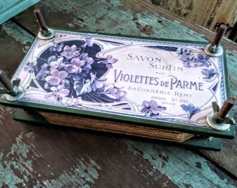 Vintage Flower Press, French Flowers, Shabby Flowers, Vintage Crafts, Dried Flowers, Vintage Garden, Vintage Cottage, Vintage Shabby
