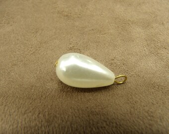 Nice button Pearl drop 20 mm