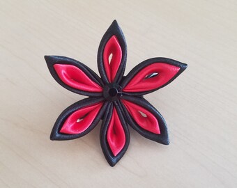 Black & Red Tsumami Kanzashi Hair Clip