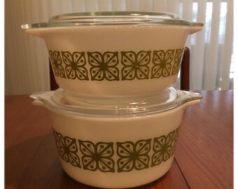 Pyrex Verde 472 473 • Green Pyrex Dish
