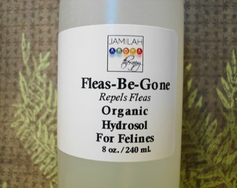 Hydrosol - Feline Fleas-Be-Gone Spray - Effective Organic Hydrosol Distillate Combo Keeps Fleas Away, Flea Comb Included, 8 oz./240 ml.