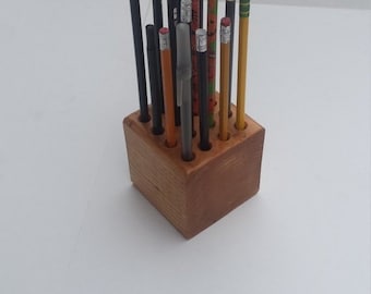 Inventory Reduction Sale Classic Wooden Pencil/Pen/Color Pencil Holder