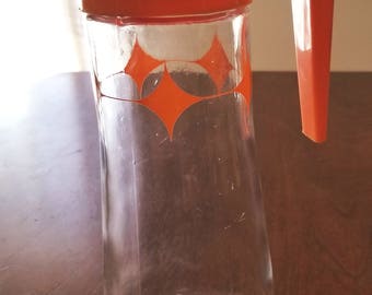 Anchor hocking juice carafe