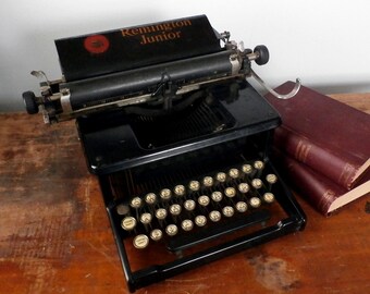 Antique Remington Junior Typewriter, 1914-1919 Model