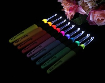 9Pcs/Set LED Light Up Crochet hook Knitting Needles Hooks weave Sewing Tool
