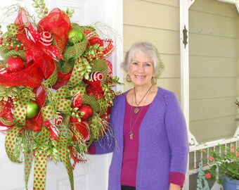 Deco Mesh Tutorial, Deco Mesh Videos, How To Make Mesh Wreaths, Christmas Deco mesh, Mesh Wreath Instructions, Christmas Deco Mesh Wreaths
