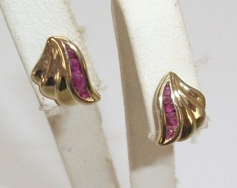 333 gold Stud Earrings with tourmaline OR101