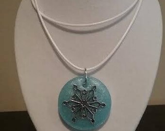 Snowy Winter Necklace - Blue