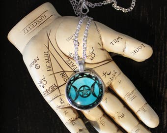 Triple Moon Goddess Pendant Necklace