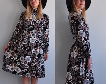 SALE 70s Floral Turtleneck Dress // Vintage Mock Neck Dress // 70s Floral Dress // Vintage Floral Dress // Vintage Long Sleeve Dress // S