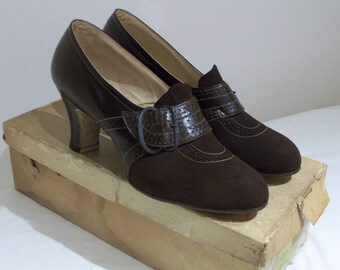 Divine 1930s tailored heels w/oversized buckled strap detail US 6 / UK 4 NOS w/ original box!