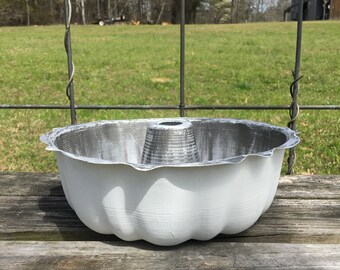 Chalked Distressed Upcycled Bundt Caddy-Storage