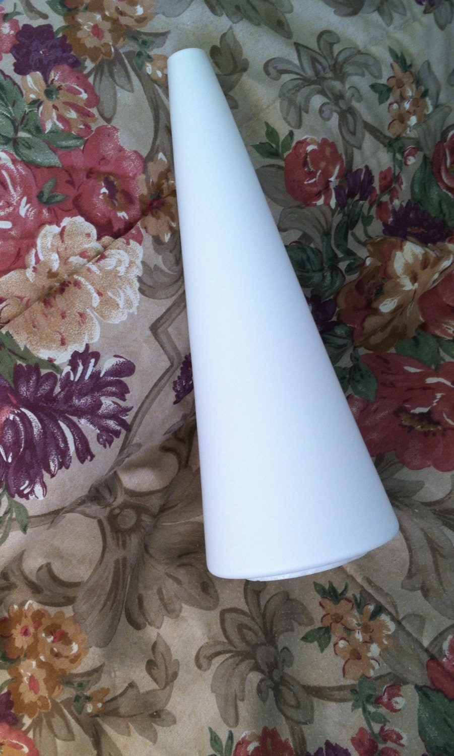 Rare Cone Shaped Glass Shade 3 1 4 Inch Fitter Size Ampliar