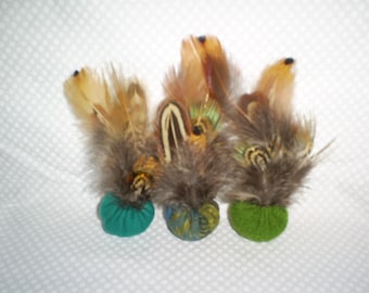 3 Recycled, felted wool and feathers. CAT TOYS with catnip.