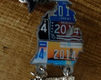 Large State Shape of Michigan Lapel Pin License Plates LOGOS 2.5 IN. Ohio Neighbor! Map Travel Souvenir