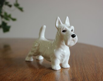 Vintage Scottish Terrier Ceramic Dog