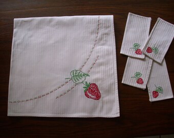 Vintage Embroidered Bridge Cloth, Four Napkins, Strawberries, Embroidered Table Cloth, Strawberry Embroidered Table Linen, Luncheon Cloth