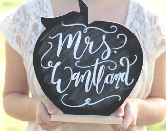 Personalized Teacher Gift, Chalkboard Apple Sign, Gift for Teacher, Classroom Decor, Back to School Gift, Teacher Appreciation
