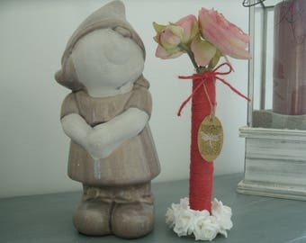 vase with test tube, dark red burlap and white flowers