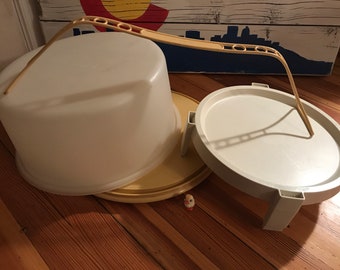 Tupperware Large Cake Carrier with Rack