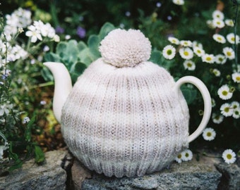 Bobble Tea Cosy - 4/6 cup tea pot -