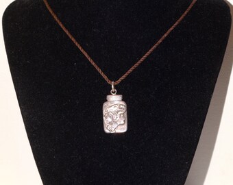 Vintage Art Noview Sterling 1.5" X 0.60" Pendant.