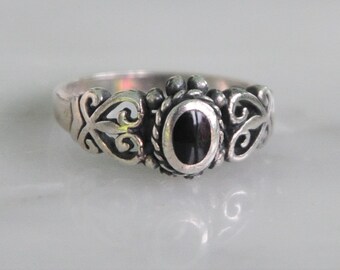 Onyx Artisan Ring 002 main image 0