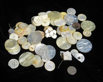 Vintage Buttons for Crafting, Lot # 1, 9 oz of vintage buttons