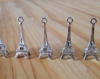 5 Antiqued Silver Eiffel Tower Charms | Paris Charm | 2118