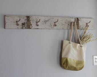 Coat Rack, Farmhouse Decor, Farmhouse Coat Rack, Bathroom Organization, Farmhouse Style Decor,Reclaimed Wood Coat Rack,Bathroom Towel Hanger
