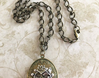 Vintage Locket, Vintage Style, Handmade Jewelry, Locket