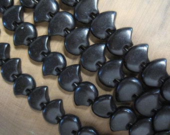 12 Black Magnesite Zuni Southwestern Style Bear Fetish Beads 13mm x 18mm