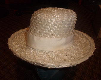 vintage ladies hat white straw like wide brim