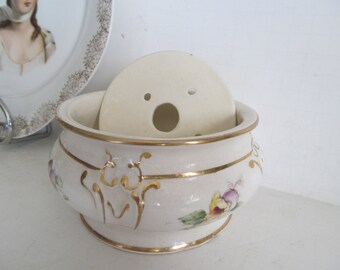 2 pc Farmhouse Antique Soap Dish Bathroom Decor Show me antique Soap Dishes Victorian Soap Dish with Insert Strainer Farmhouse Kitchen Decor