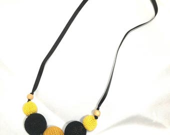 Cotton covered wooden beads nursing necklace